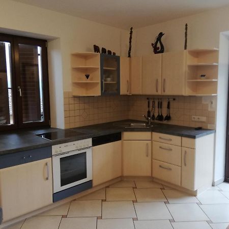 Haus Moeltner - Apartment Aviam Caldaro Buitenkant foto